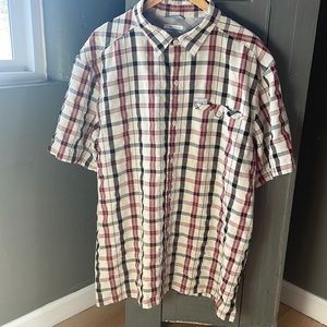 Columbia short sleeve shirt like new/excellent condition XL